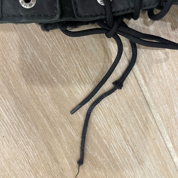 UGG Men's Butte boots in black waterproof leather size 12 - Picture 11 of 16